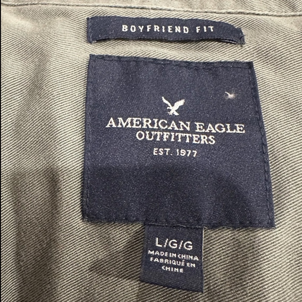 Women's American Eagle Green Button Down Boyfriend Shirt Size L - Picture 2 of 3